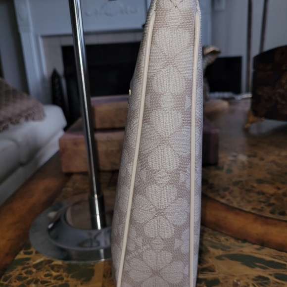 Kate Spade Beige Floral Crossbody Bag NWT - Picture 3 of 7